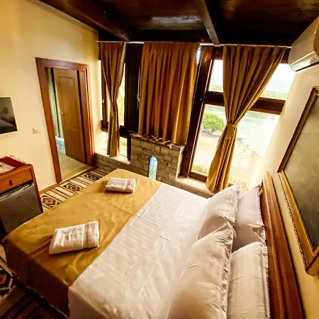 住宿加早餐酒店 Iliria 3*