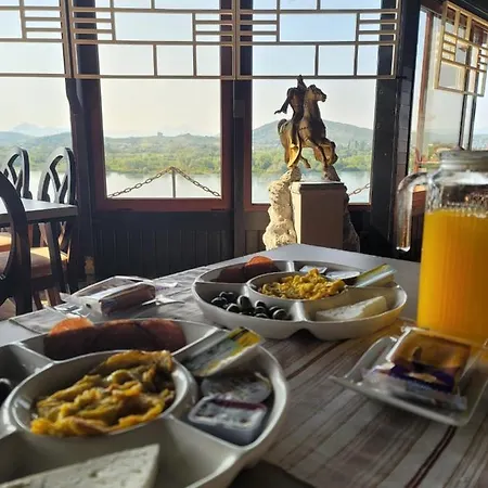 Bed & Breakfast Iliria Shkoder