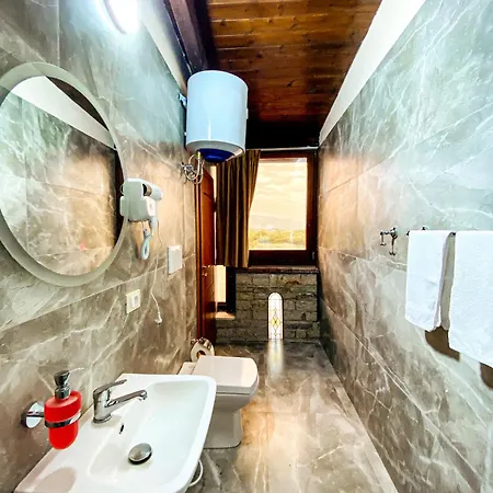 Iliria Bed and Breakfast