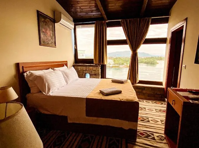 Bed & Breakfast Iliria Canaj