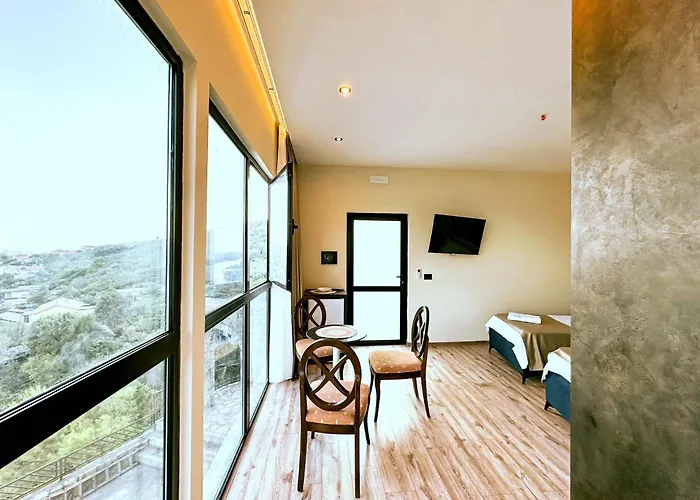 住宿加早餐酒店 Iliria Canaj